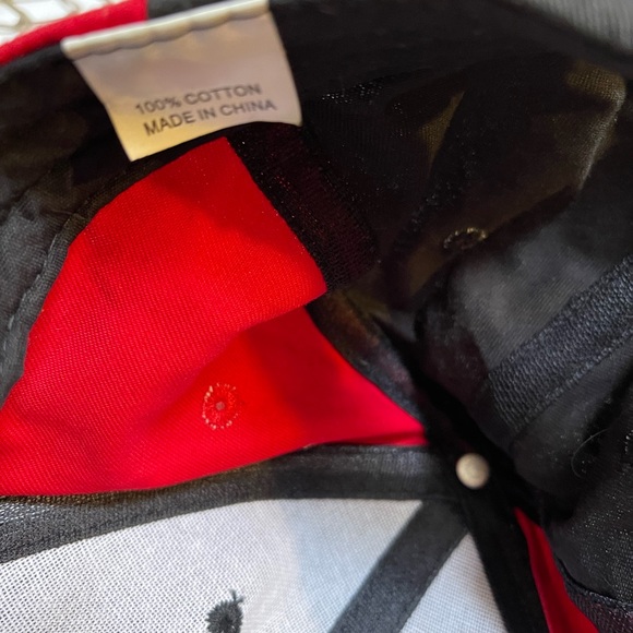 Mens Castle Packs Power Canvas Twill Black & Red Truckers Adjustable Cap Hat - Picture 4 of 7